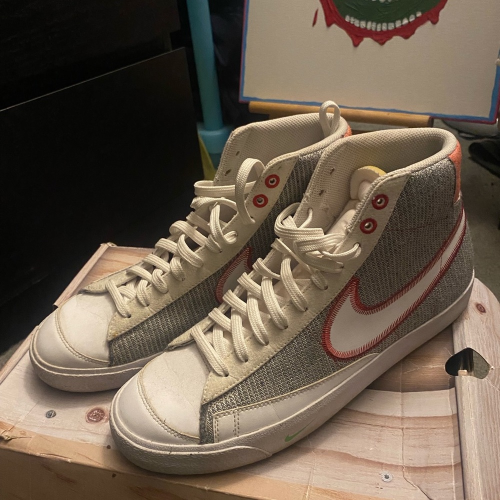 Nike blazers size 11